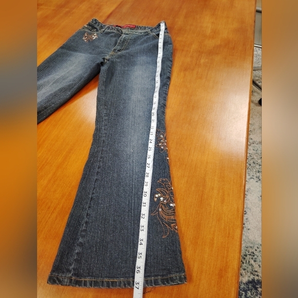 Women's Juniors Arizona Jean Stretch Embelleshed Embroidered 28 x 37 Butterfly - Picture 11 of 13